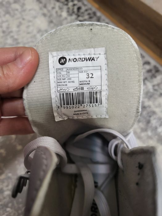 Продам коньки для девочки