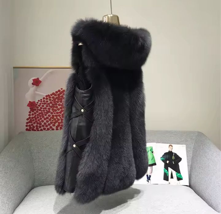 Vesta din blana naturala de vulpe si piele naturala