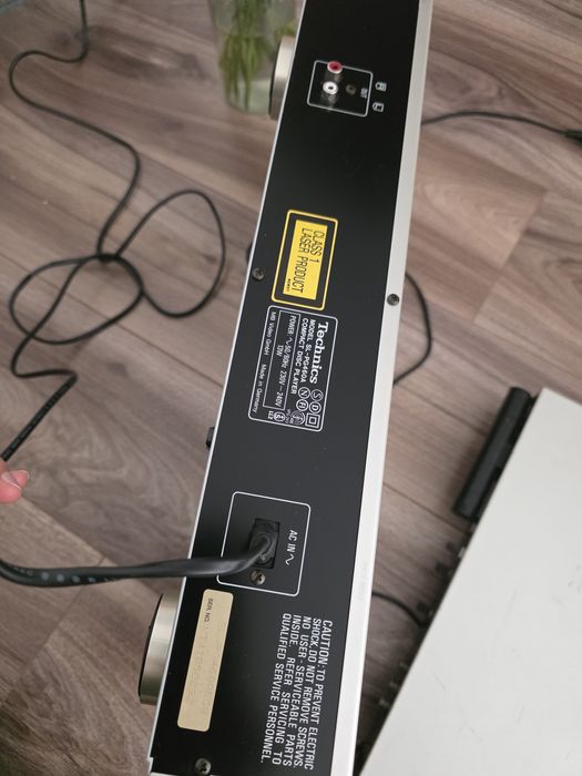 Technics Player și Technics ST-S4, Quartz Synthesizer Stereo Tuner