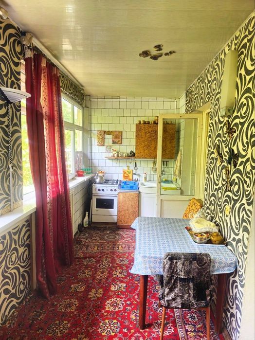 Продам 2в3/3/5 Новомосковская