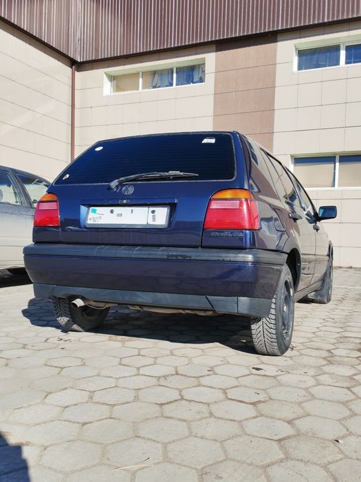 Продам Фольксваген гольф 3 на АКПП