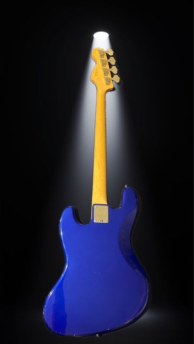 Bas Squier Jazz Bass albastru – necesită corzi