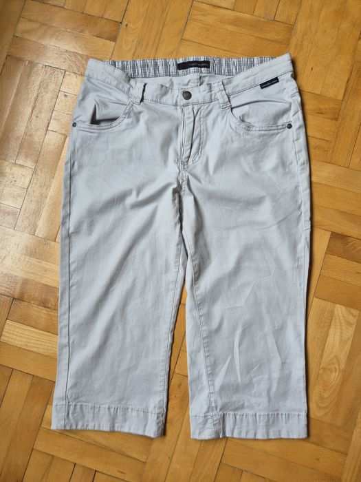 Pantaloni scurți/capri Calvin Klein Jeans pentru fete/adolescente - 16