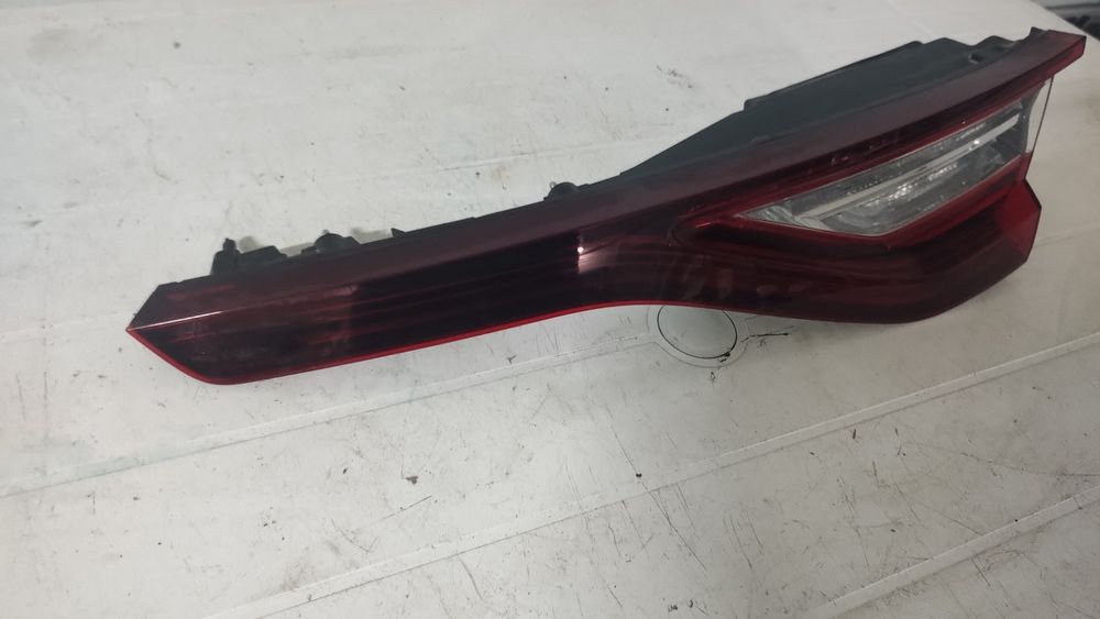 Lampă/stop dreapta pe haion renault megane 4 hatchback cod 265506075R