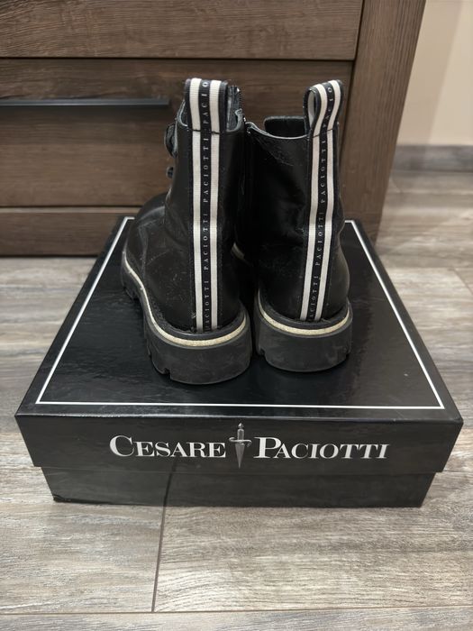 patrizia pepe ugg cesare pacioti elisabetta franchi