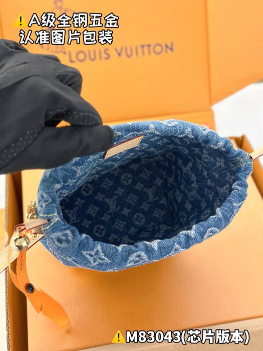 Дънкови чанти Louis Vuitton