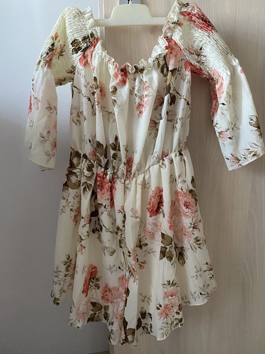 Salopeta stil rochie noua