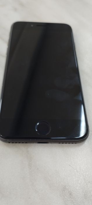 продам Iphone SE 2020 64gb