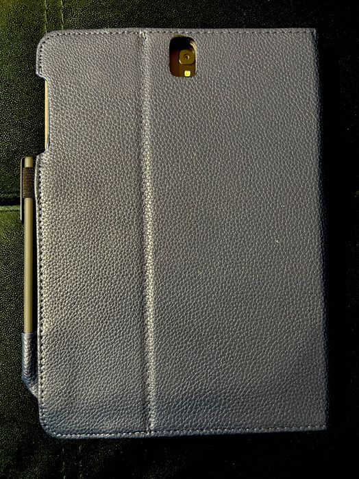 Таблет SAMSUNG с писалка и клавиатура