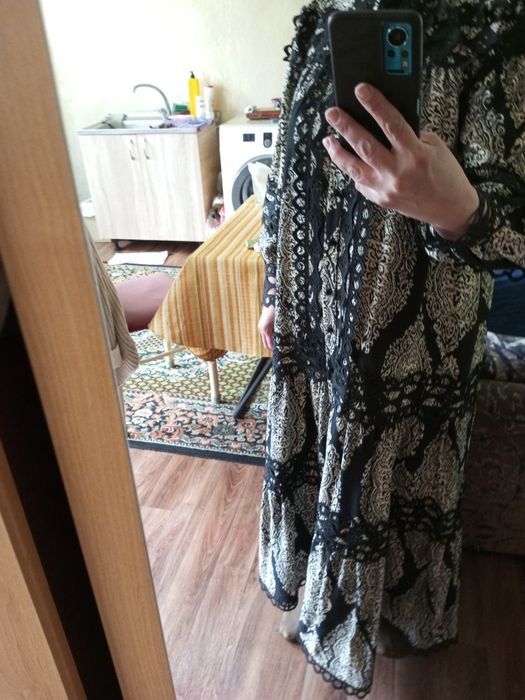 Продам платье женское