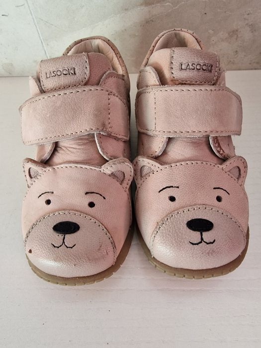 Обувки за малки госпожички
