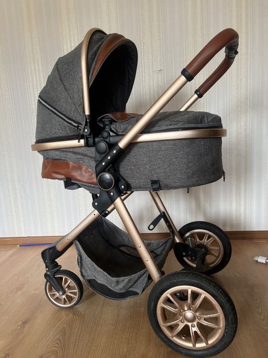 Продаётся  детская коляска