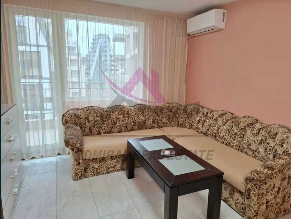 Топ локация -четиристаен -Левски