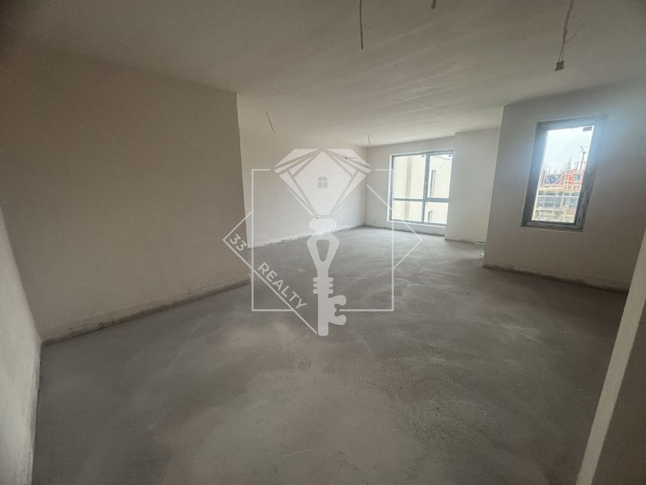 Продава се Тристаен апартамент в Пловдив, Кършияка - 121 кв.м за 1250 €/кв.м - Снимка #1