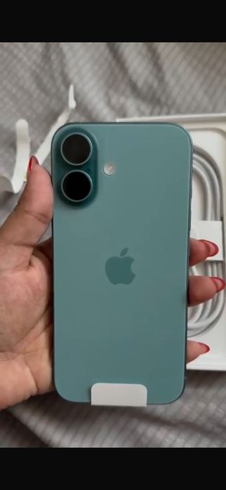 iPhone 16 128 гб
