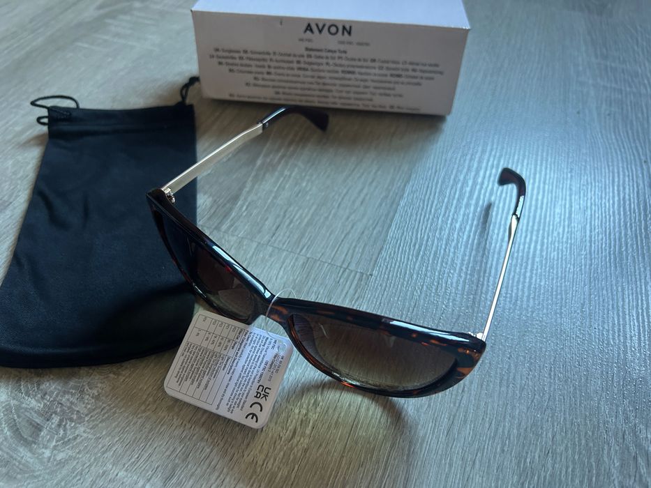 Слънчеви очила AVON НОВИ с етикет