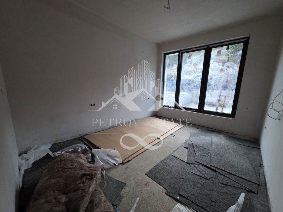 Продава се Двустаен апартамент в Велинград - 109 кв.м за 817 €/кв.м - Снимка #1