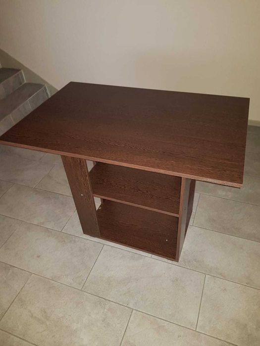 Super Oferta ! Măsuță-> L=105 cm, l=68 cm , h=74 cm,  pret 120 Ron