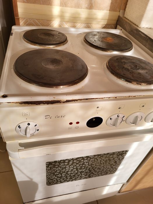 Продам  электроплита