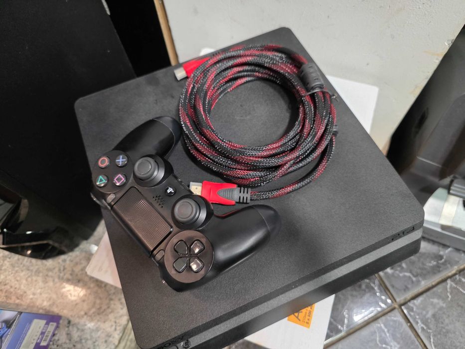Hope Amanet P10/Consola PS4 Slim 500GB