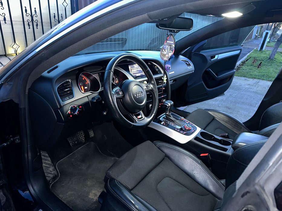 Audi A5 - Facelift - An Fabricatie:2014 / EXCLUSIVE EDITION