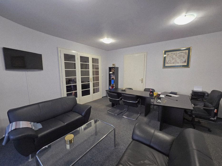 Apartament ultracentral str V.Milea nr 14!