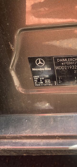 Преден капак от Мерцедес W219 2006г