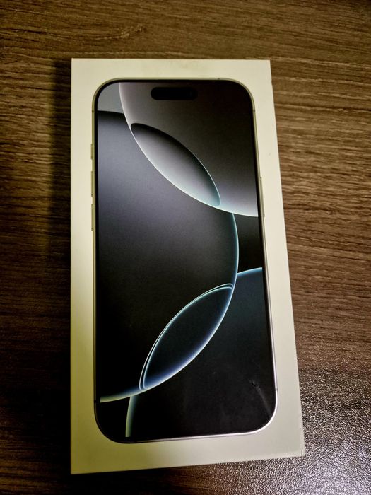 Iphone 16 pro 256 white titanium