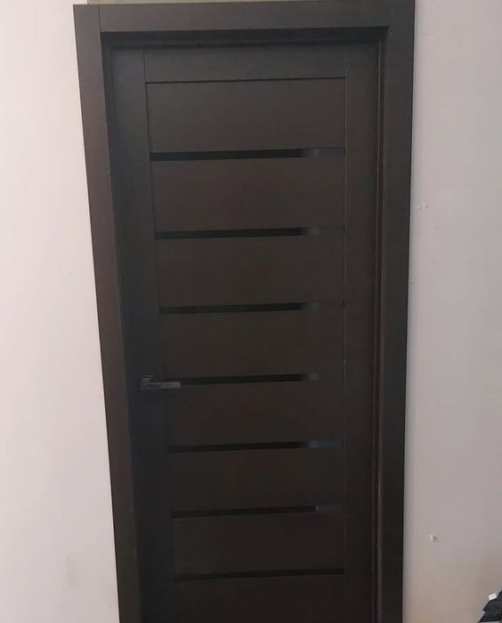 Установка межкомнатных дверей