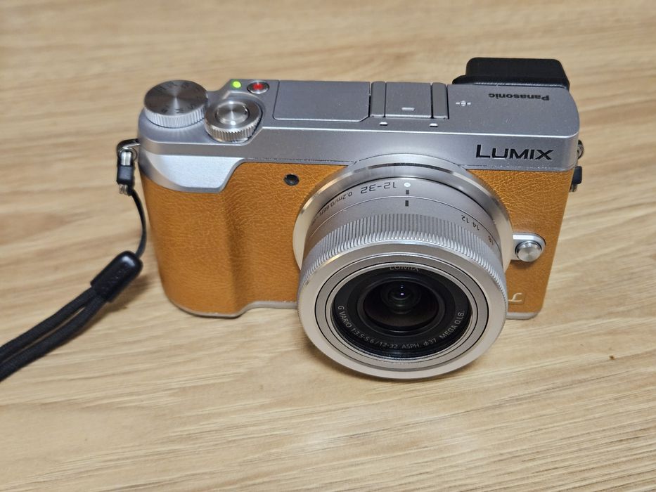 Обектив Panasonic Lumix G 12-32mm,f/3.5-5.6 Mega O.I.S