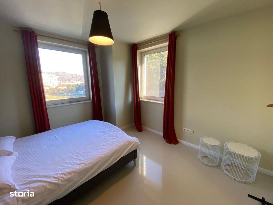 Oportunitate! Penthouse, Colina, 4 camere — fotografia 3