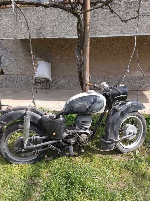 Продава се Промишлена сграда в Генерал Тошево - 2000 кв.м за 25 €/кв.м - Снимка #10