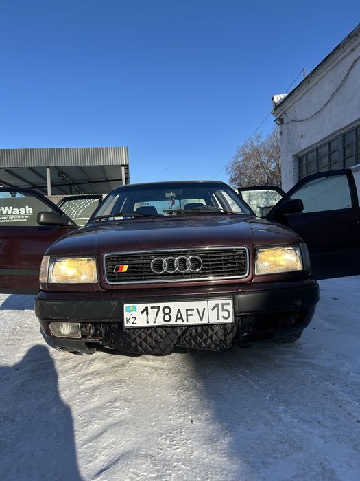 Ауди 100 с 4 кузове