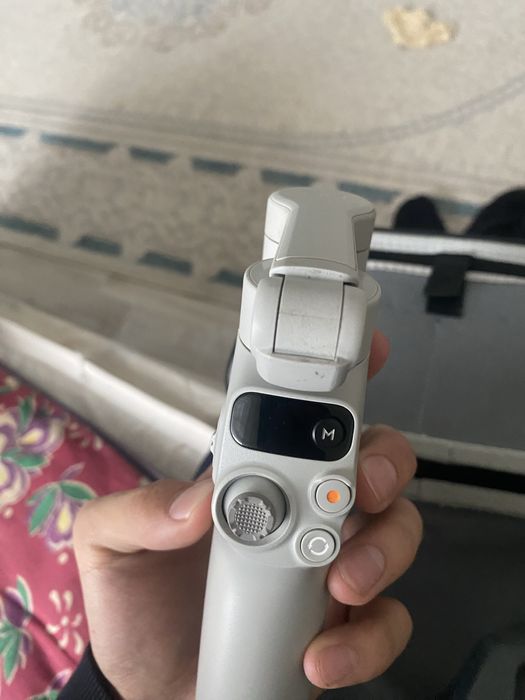 Стабилизатр  DJI osmo mobile 7