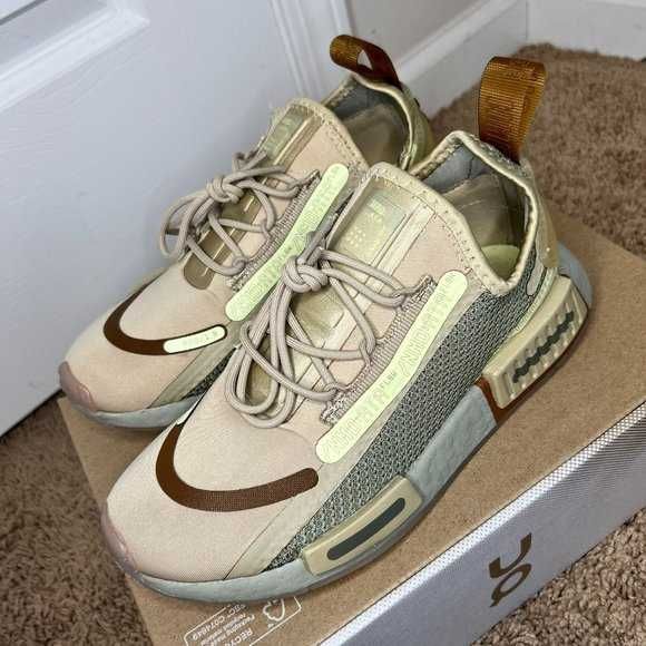 Оригинални маратонки * ADIDAS NMD SPECTOO * BOOST * EU44