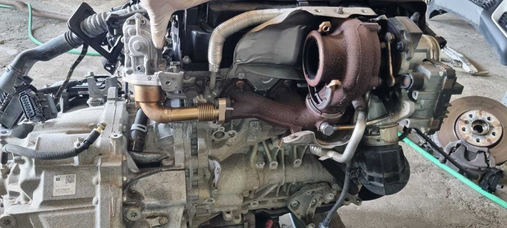 Turbina turbo completa cu galerie BMW F45 F46 F48 F39 8513635 1.8d B47