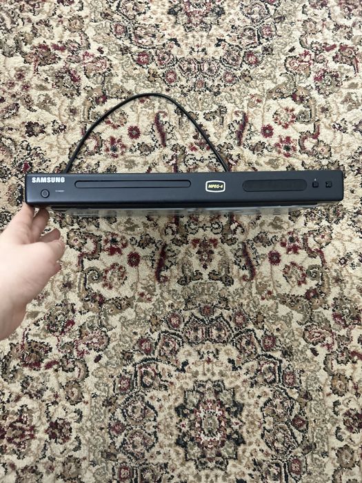 DVD диски + DVD плеер