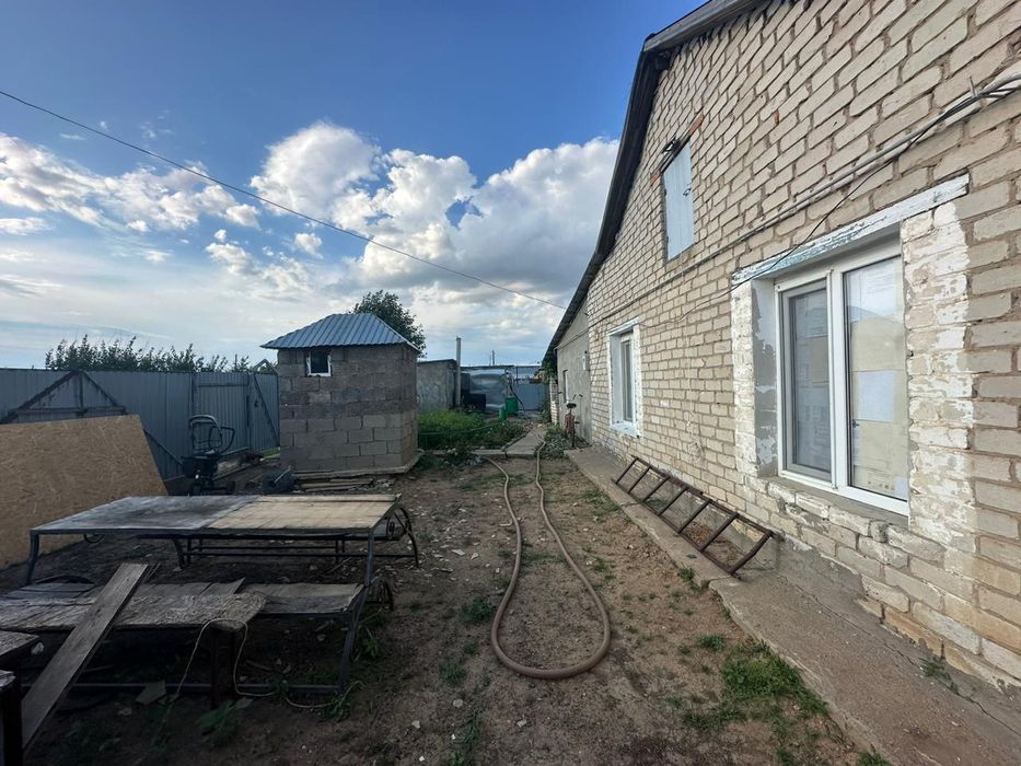 Үлкен Шаған ауылынан үй сатылады.