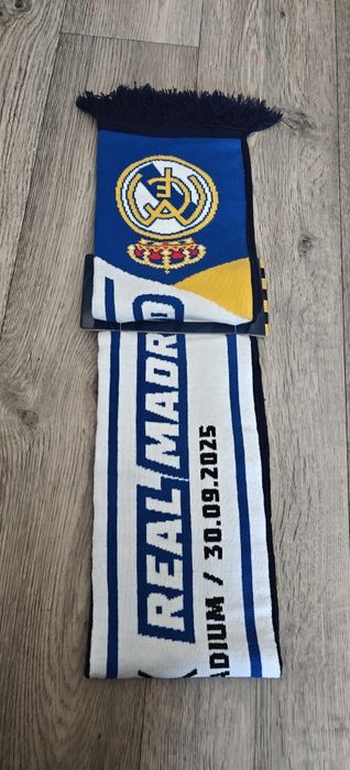 Шарф Реал Мадрид- Кайрат с автографом Аршавина