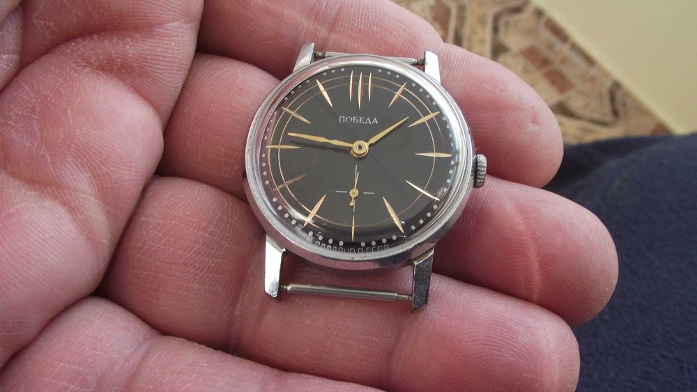ЧАСОВНИК - ПОБЕДА - 15кам. -- СССР --