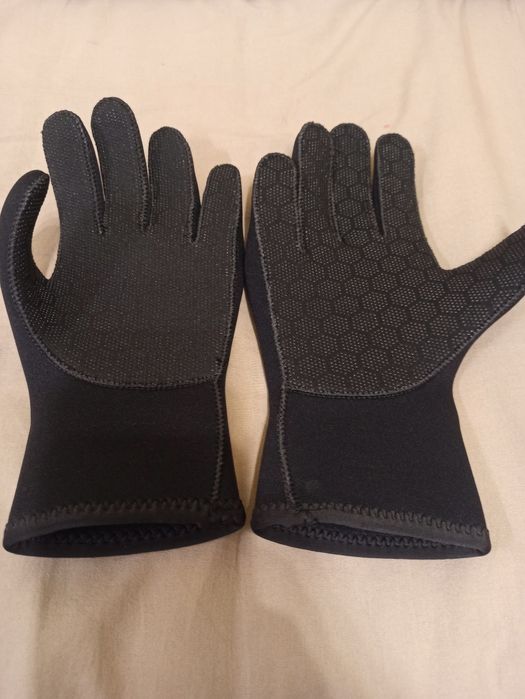 Неопренови ръкавици