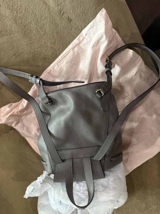 Кожена раница coccinelle