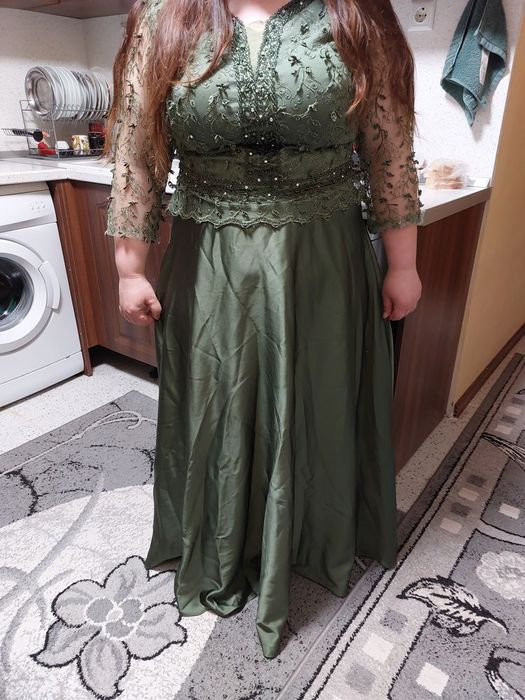 Официална рокля !