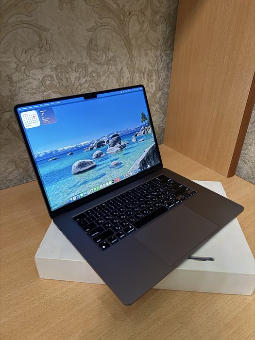 Macbook air m3 15 8/256