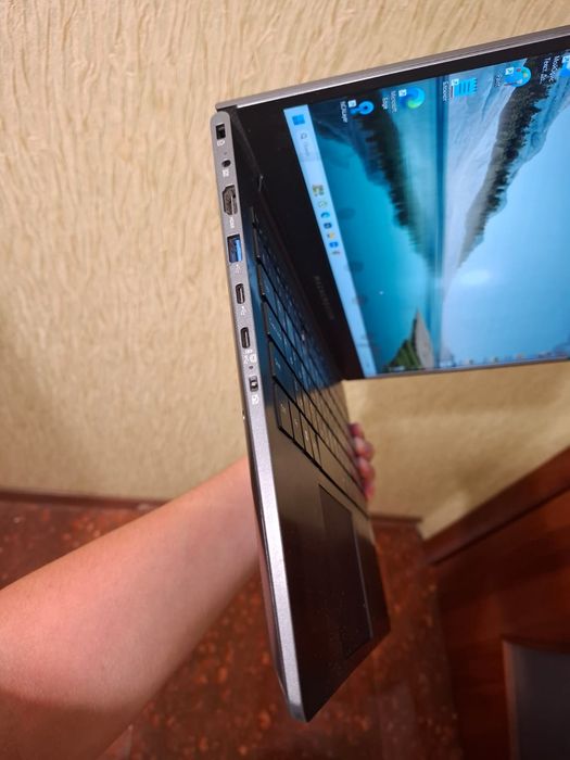 Ноутбук machcreator one i5