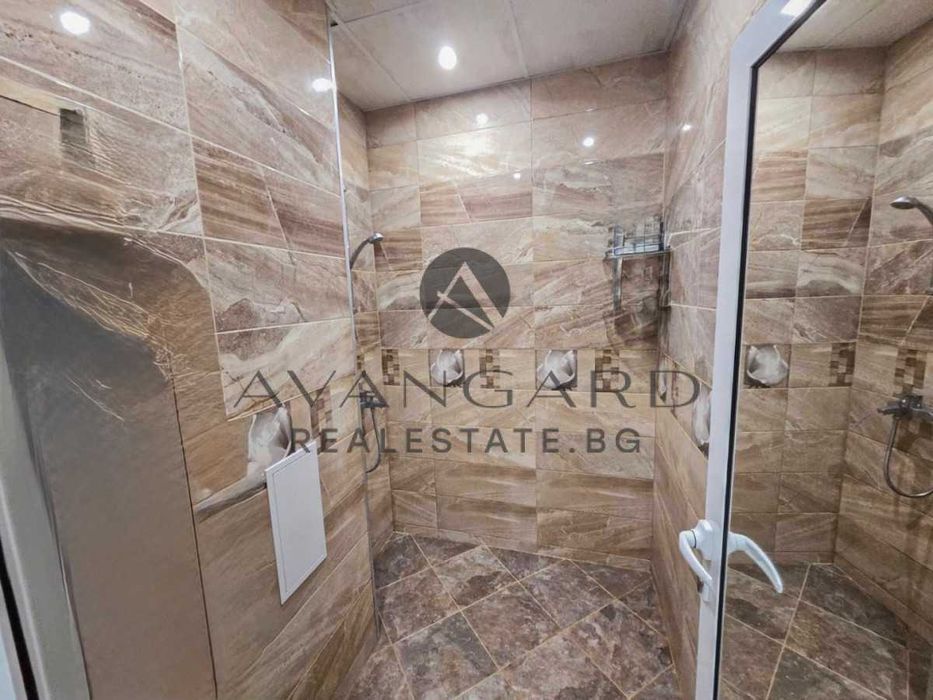 Продава се Тристаен апартамент в Пловдив, Тракия - 72 кв.м за 850 €/кв.м - Снимка #5