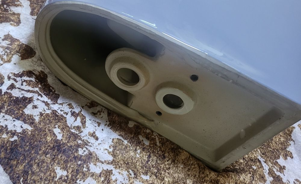 Продам новый унитаз