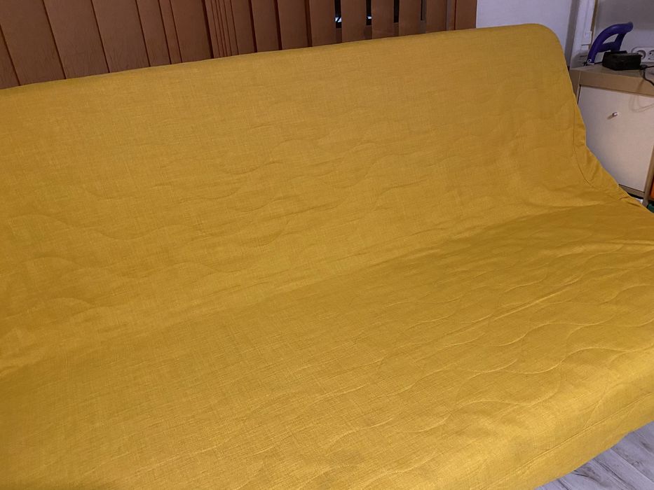 Canapea extensibila Ikea