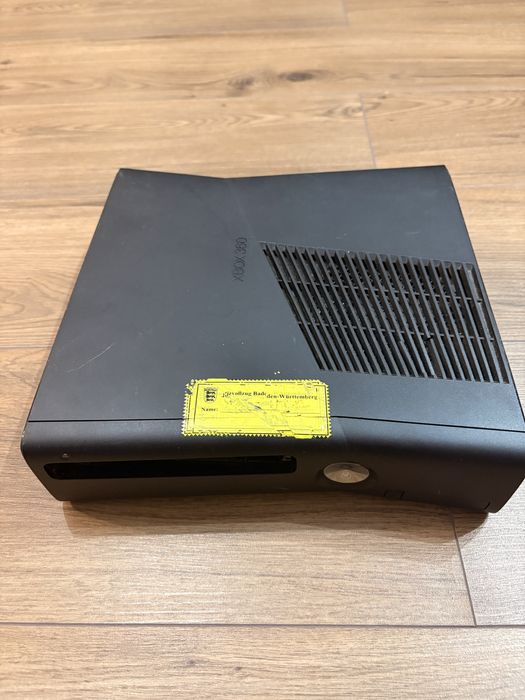 Xbox 360 Modificat pentru a fi folosibil in Penintenciare