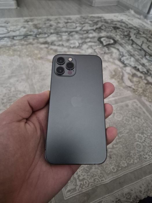 Iphone 12 Pro sotiladi